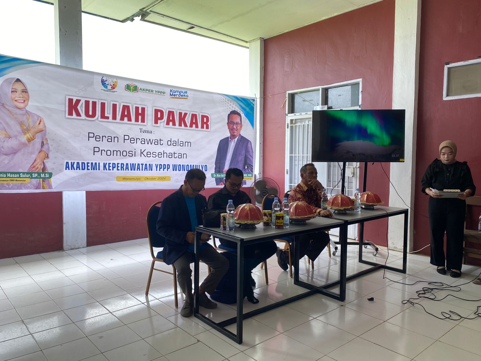 Kuliah Pakar di Akper YPPP Wonomulyo: Peran Perawat dalam Promosi Kesehatan