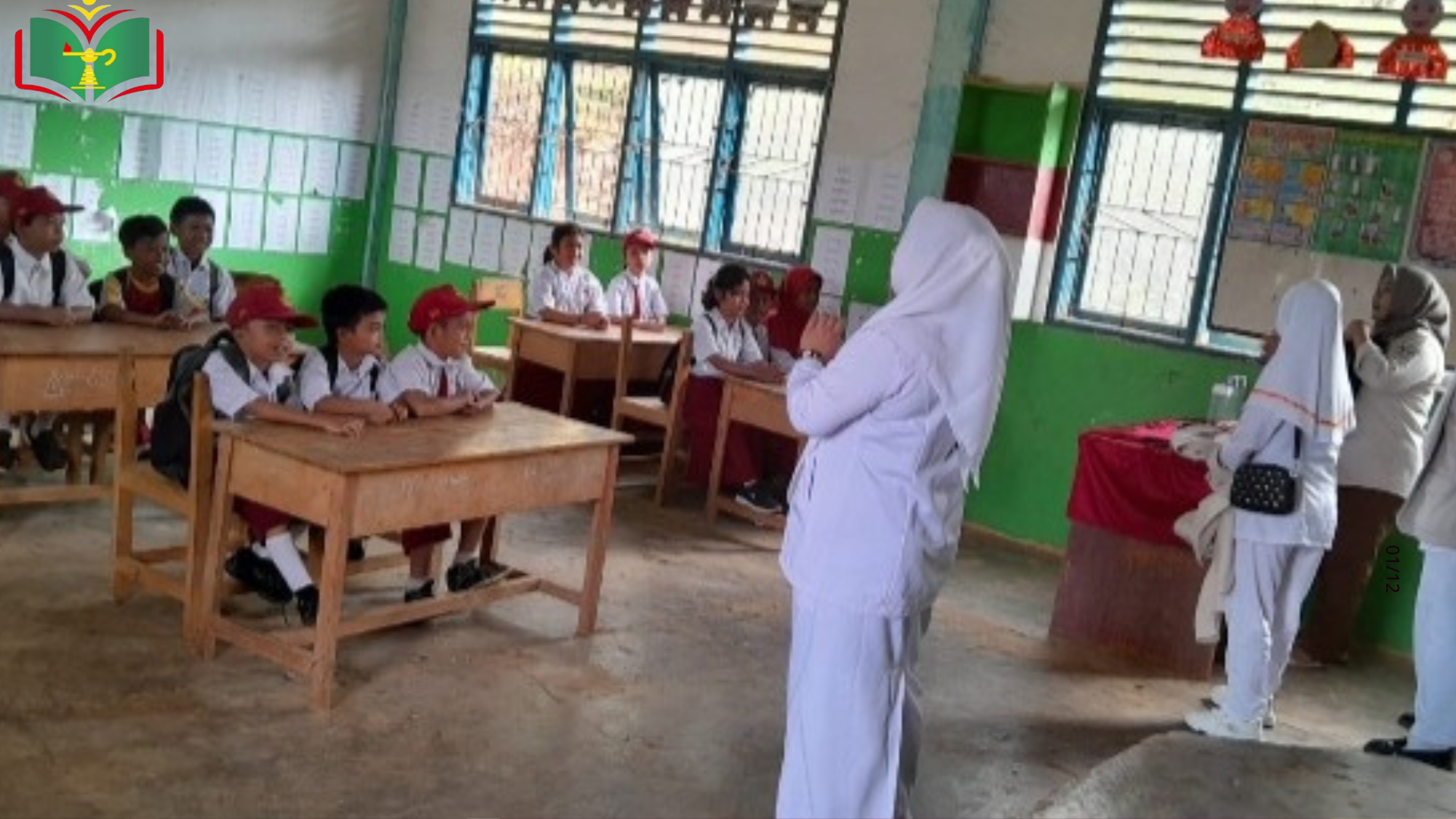 Penyuluhan PHBS di SDN Inpres 070 Karombang Oleh Mahasiswa Akper YPPP Wonomulyo