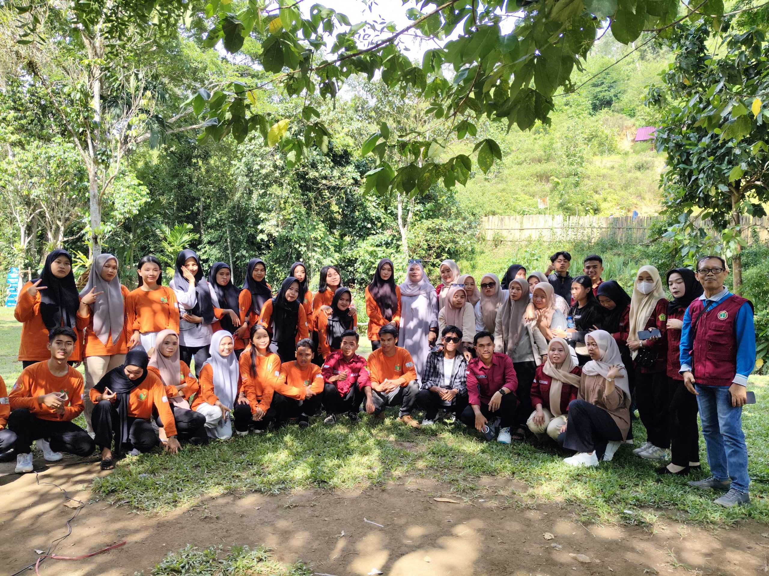 Mahasiswa Akper YPPP Wonomulyo Sukses Gelar Kegiatan Bina Akrab 2024