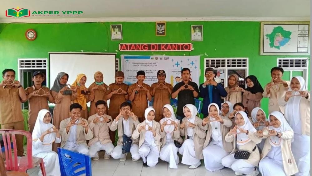 Mahasiswa Akper YPPP Wonomulyo Gelar Penyuluhan Pencegahan Stunting di Desa Karombang Mahasiswa Akper YPPP Wonomulyo Gelar Penyuluhan Pencegahan Stunting di Desa Karombang